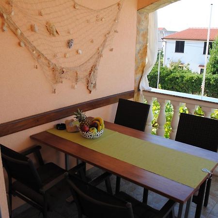 Apartments Vidolma ปอฟเลียนา ภายนอก รูปภาพ