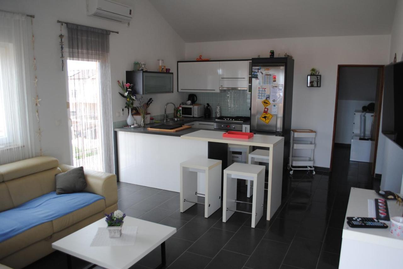 Apartments Vidolma ปอฟเลียนา ภายนอก รูปภาพ